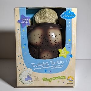 Cloud B Twilight Turtle lights up room Starry Night Sky NEW IN BOX!